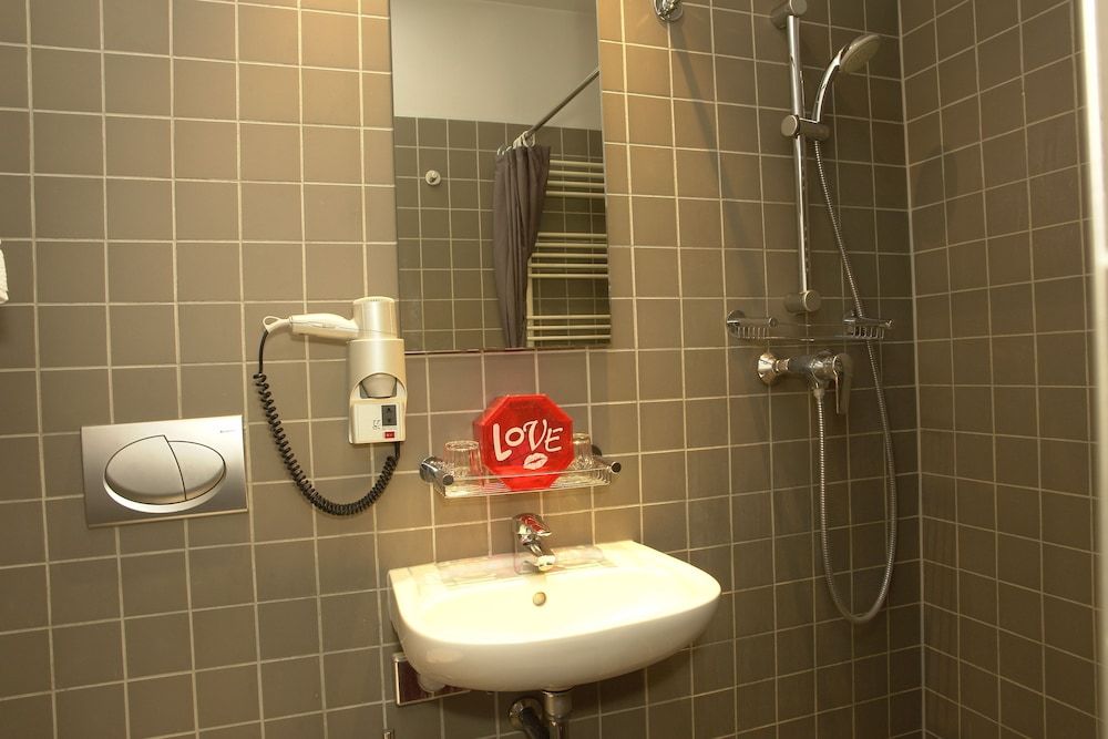 Monty Small Design Hotel Double Room 6