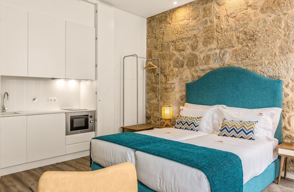 296 Heritage Apartments Studio (Back View) 4