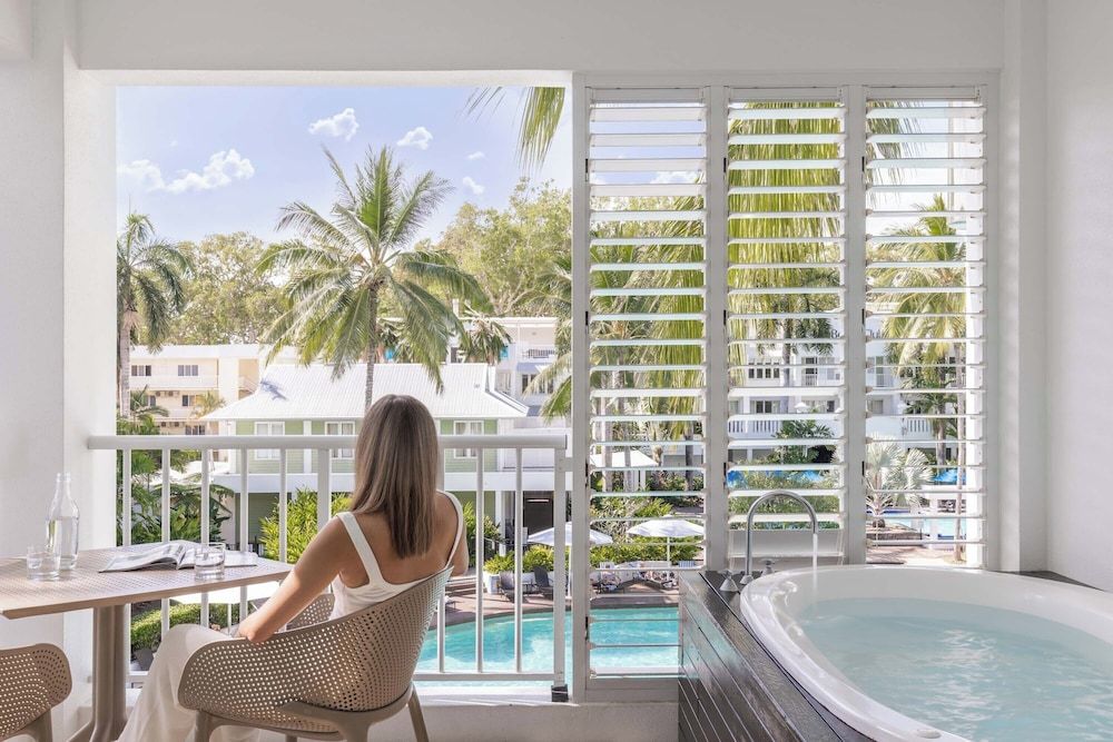 Peppers Beach Club and Spa - Palm Cove Room 3