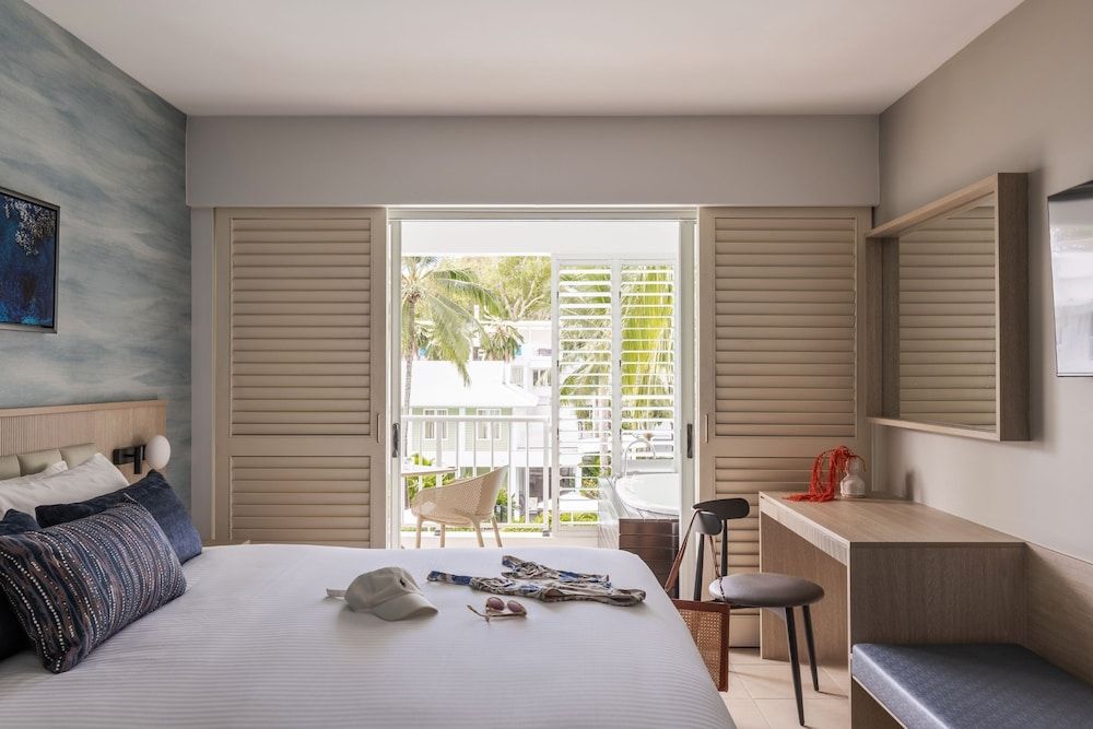 Peppers Beach Club and Spa - Palm Cove Room 5