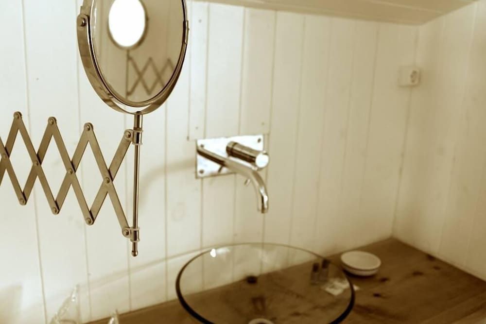 Vinnus Guesthouse Double Room 8