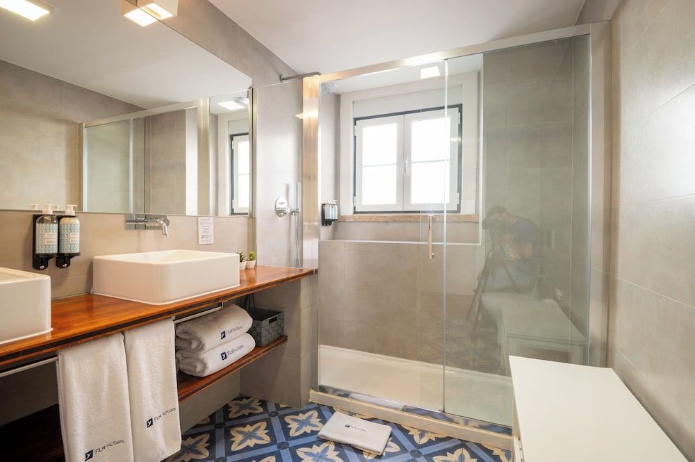 Bica FLH Suites Comfort Room 7