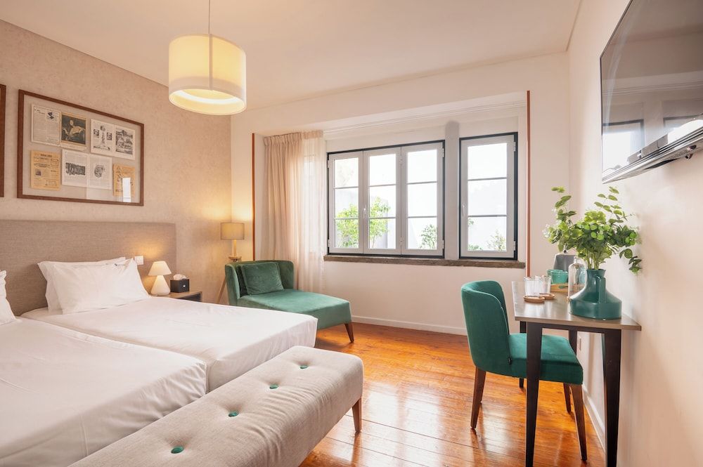 undefined Bica FLH Suites 3