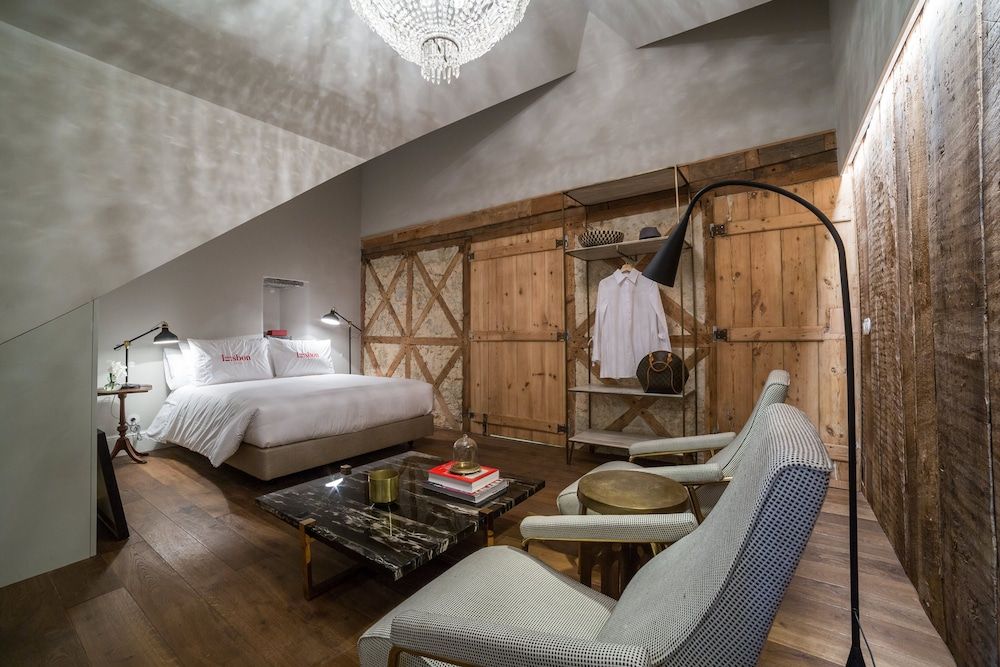 undefined Dare Lisbon House 5