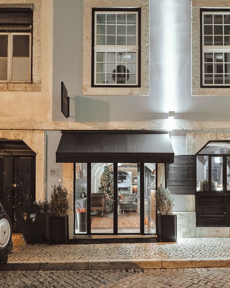 undefined Dare Lisbon House 8