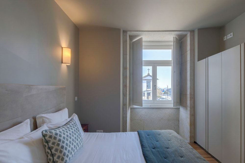 Condes de Azevedo Palace Deluxe Apartment, 1 Bedroom 4