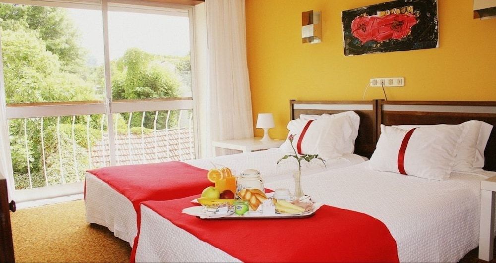 Standard Twin Room, Private Bathroom