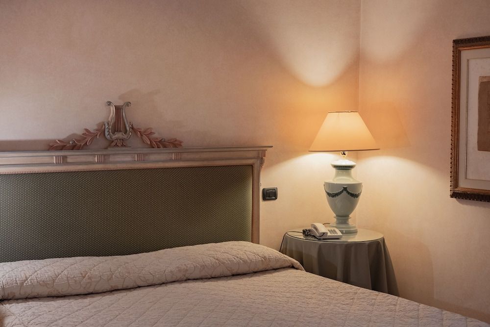 Hotel Relais Ducale Deluxe Double Room 5