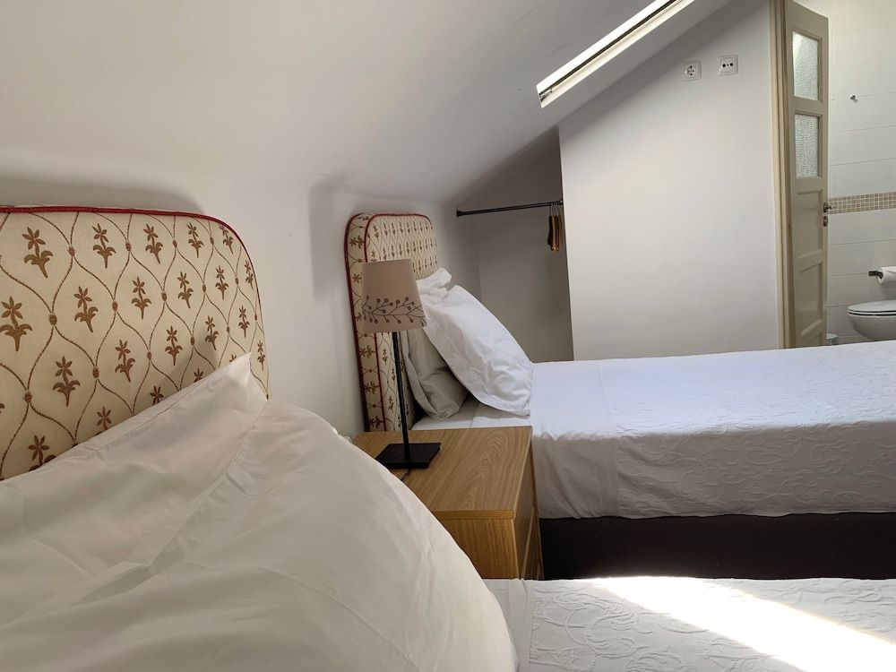 Discovery Apartment Expo Economy Room 5