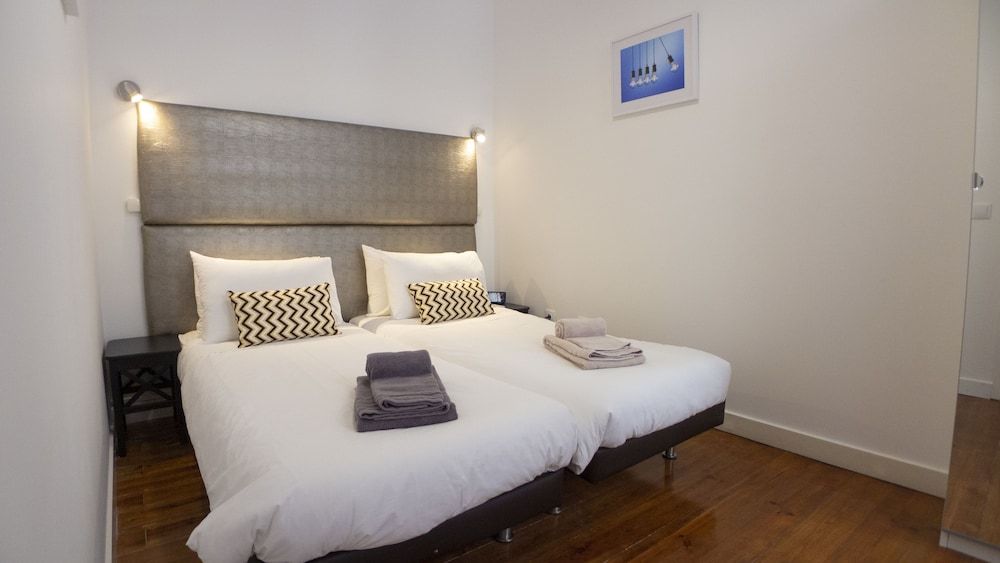 undefined LV Premier Baixa - CR 5