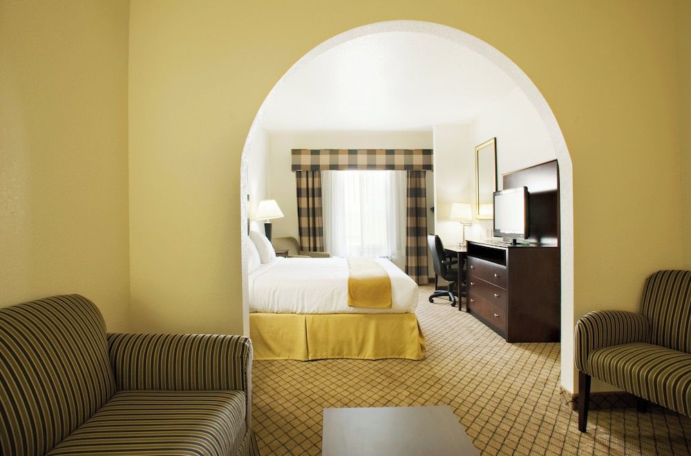 Suite, 1 King Bed