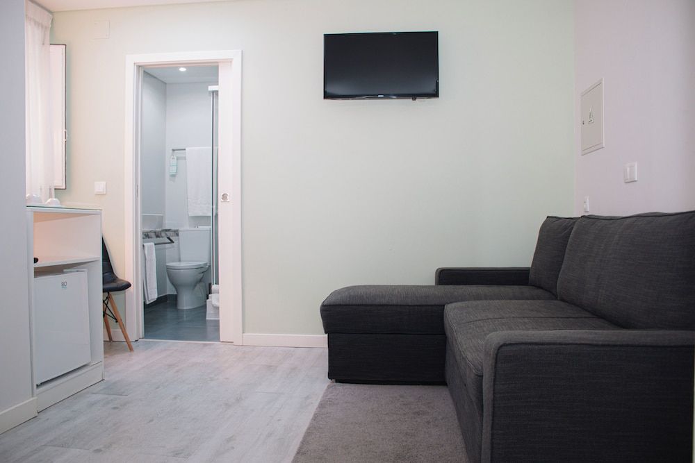 Rio Art Hotel Traditional Suite, 1 Double Bed with Sofa bed 6