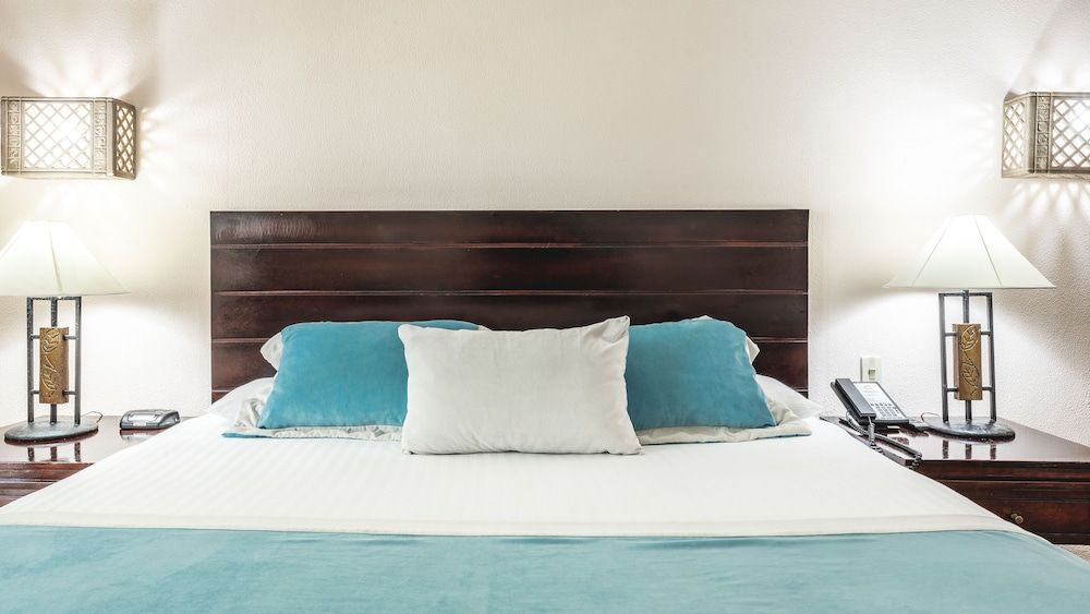 Deluxe Room, 1 King Bed, Ocean View