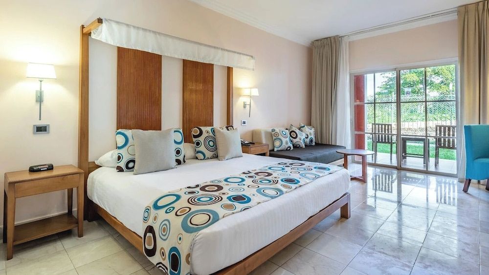 Superior Room, Garden View (Adults Only)