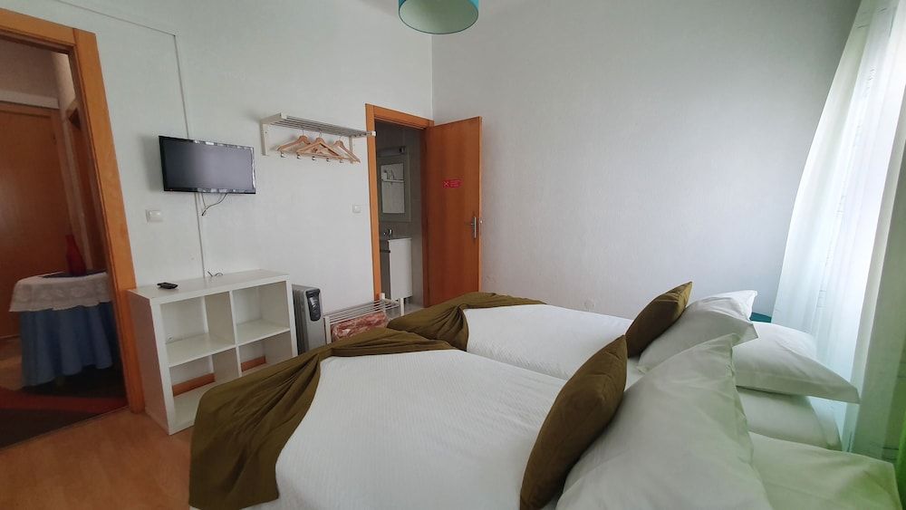 Hotel Palmeira Twin Room, Private Bathroom 2