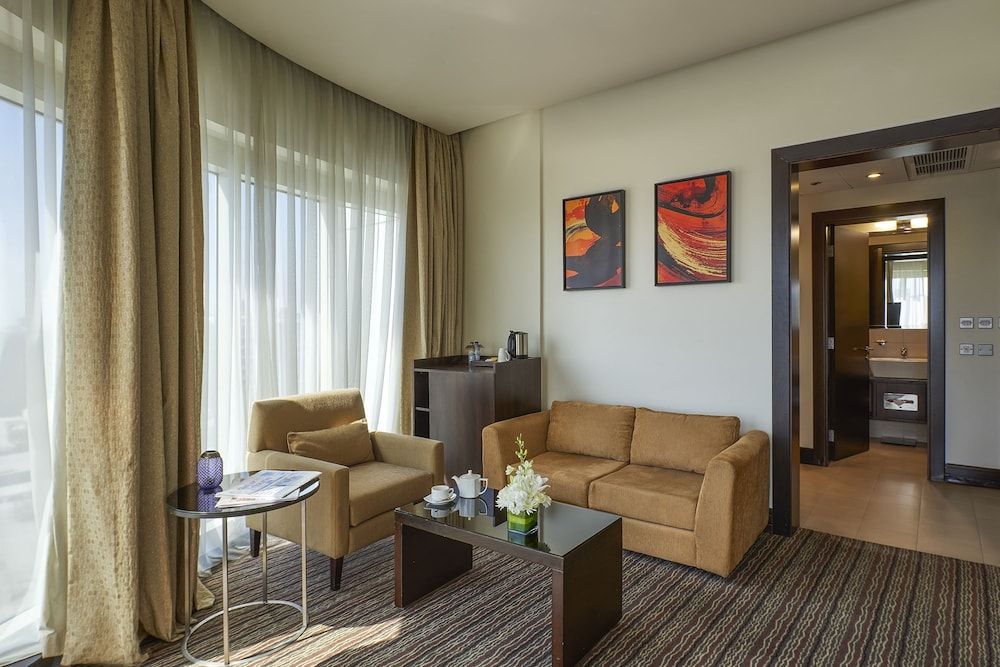 undefined Safir Hotel Doha 3