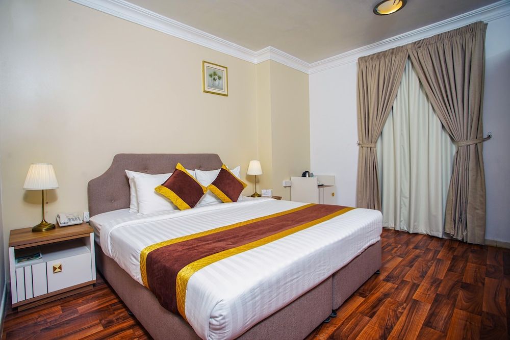 La Villa Suites Hotel Standard Suite, 1 Bedroom 6