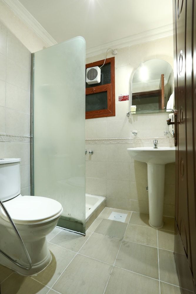 La Villa Suites Hotel Standard Suite, 1 Bedroom 7