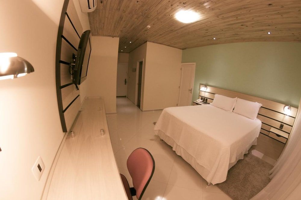 Marambaia Hotel Premium Room, 1 King Bed, Non Smoking 3