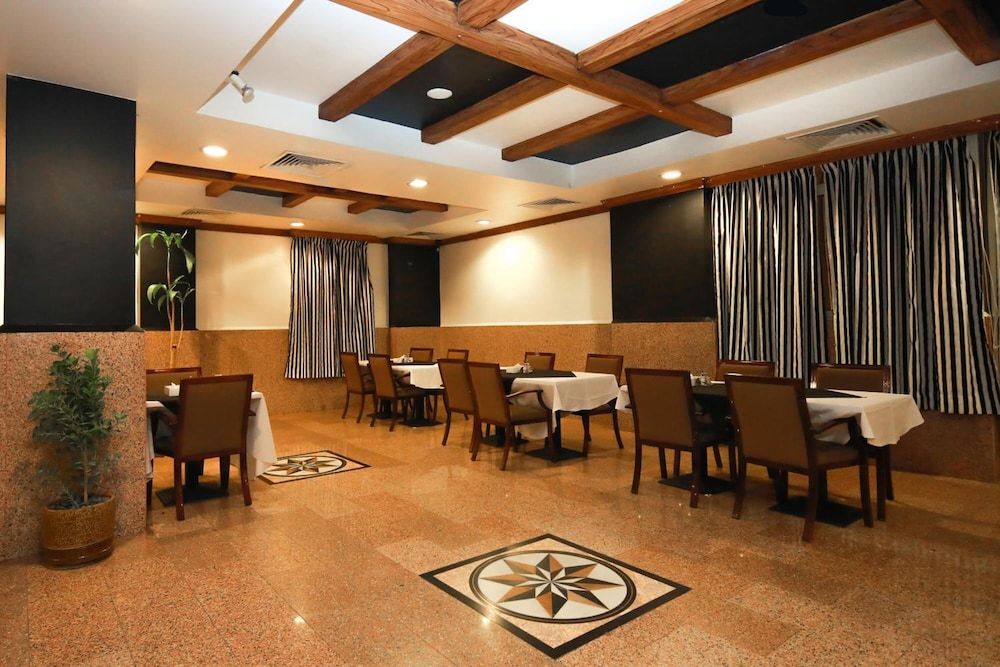 undefined Lavilla Hotel 3