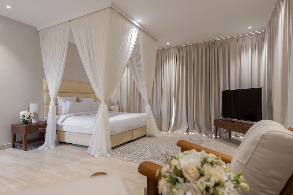 Regency Sealine Camp Patio Room