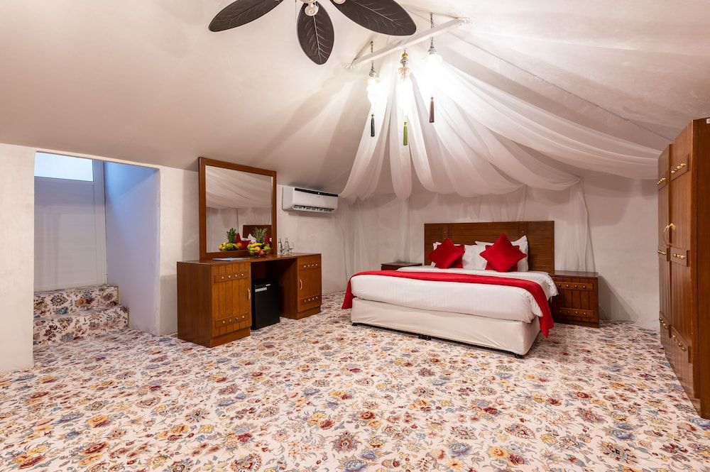 Regency Sealine Camp Family Tent 2