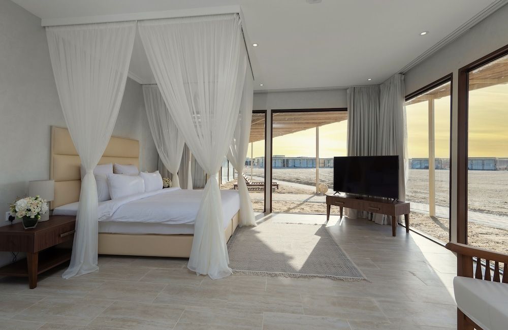 Regency Sealine Camp Patio Room 2