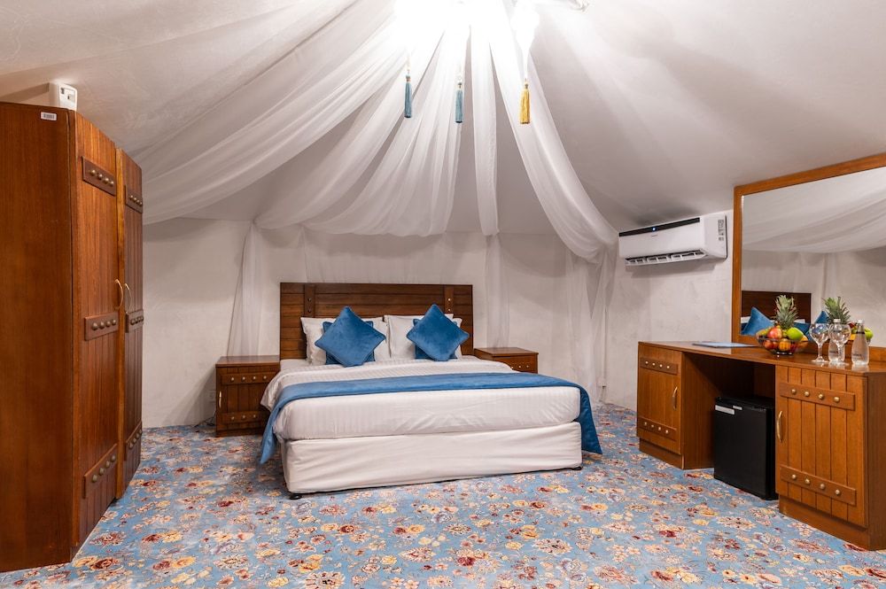 Regency Sealine Camp Family Tent