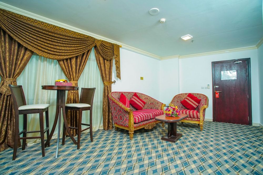 Lavilla Palace Executive Suite 2