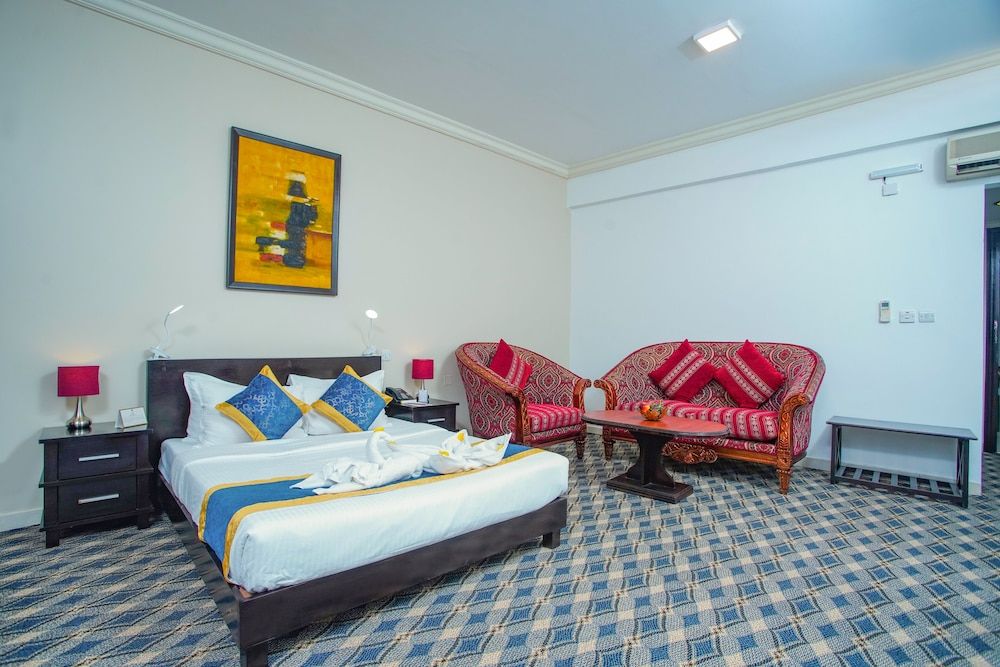 undefined Lavilla Palace