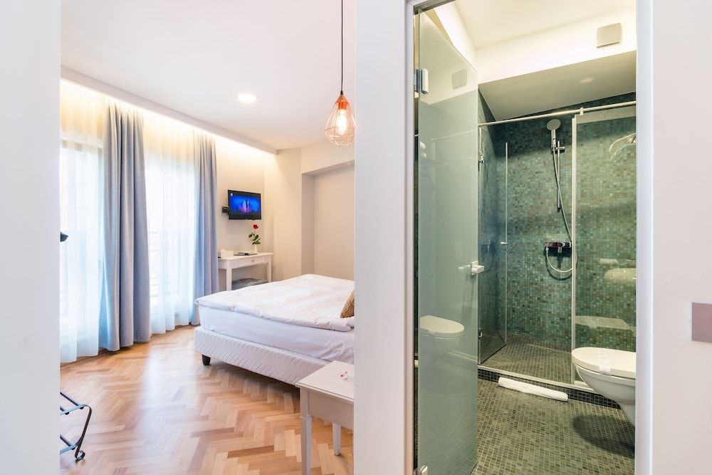 Venis Boutique Hotel