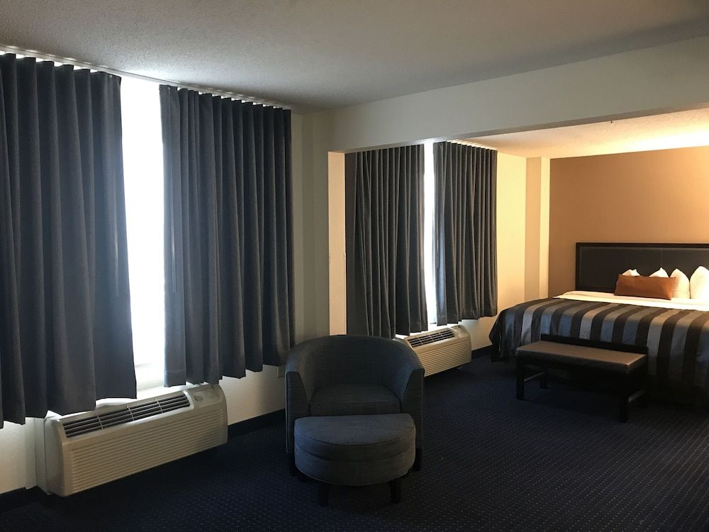 Studio Suite, 1 King Bed, Non Smoking