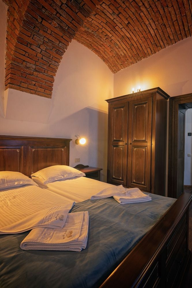 Casa Chitic Deluxe Apartment, 2 Bedrooms 2