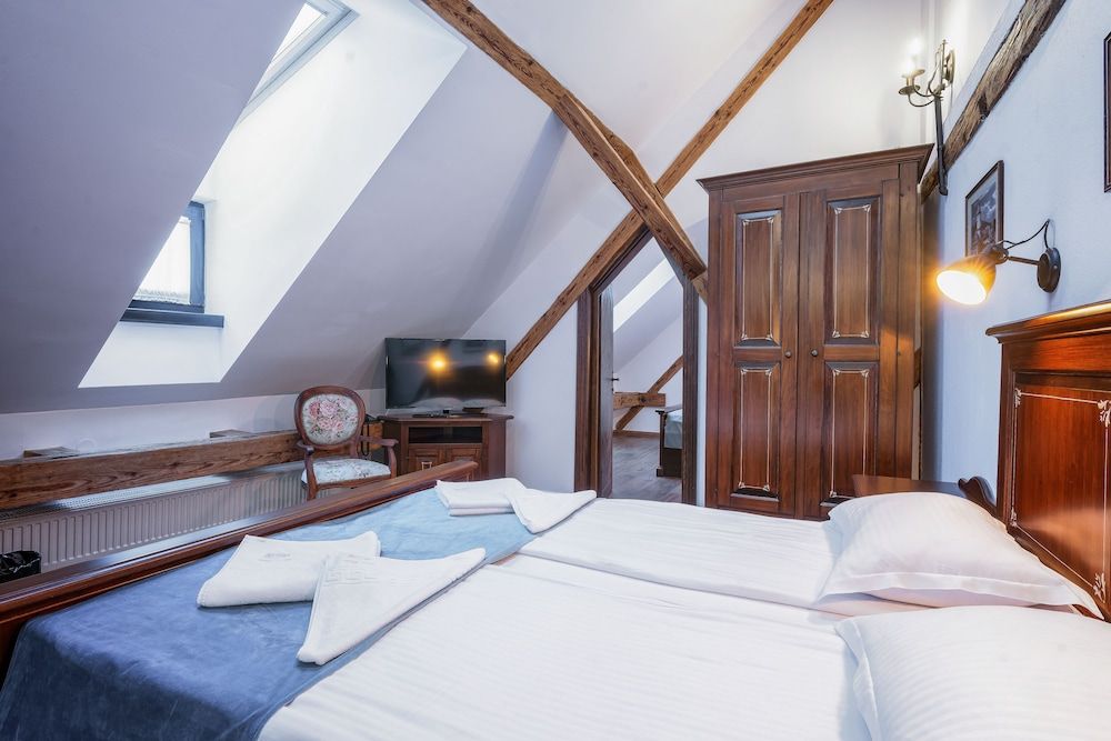 Casa Chitic Deluxe Apartment, 2 Bedrooms 9