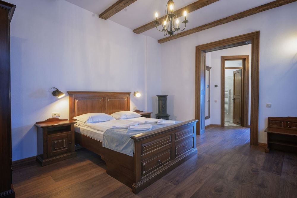 Casa Chitic Deluxe Apartment, 2 Bedrooms 5