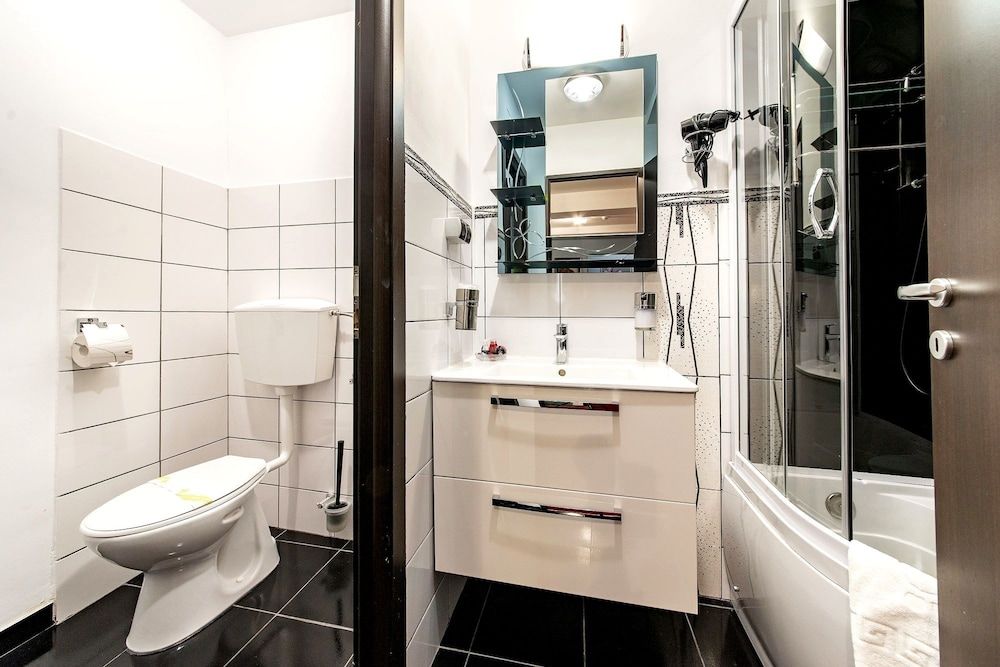 Bucur Accommodation Junior Suite No balcony (No smoking area) 3