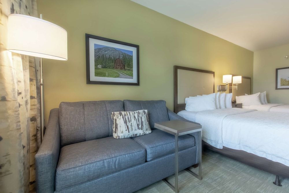 Room, 2 Queen Beds, Accessible, Non Smoking