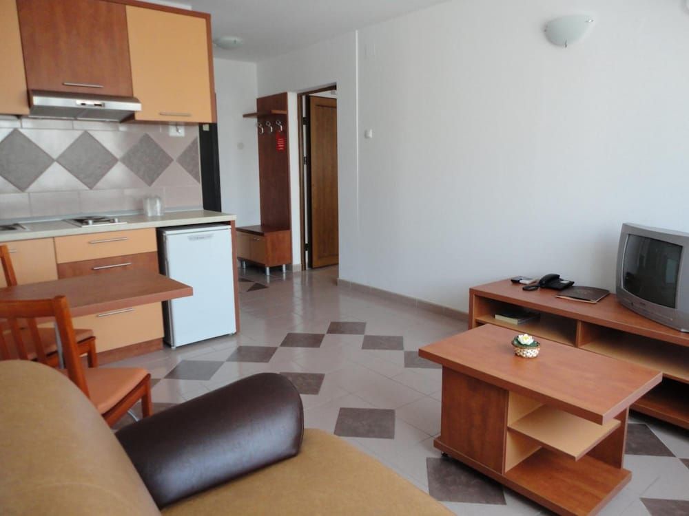 Hotel Arion Family Apartment, 1 Double Bed with Sofa bed, Non Smoking, Kitchenette 9