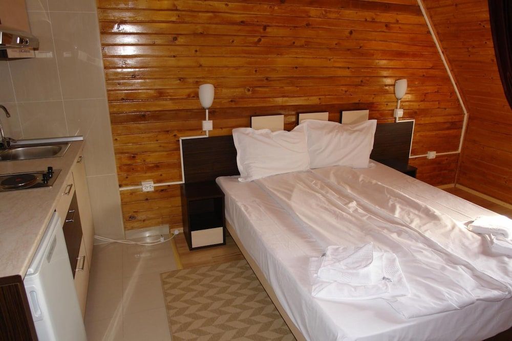 Hotel Arion Standard Double Room, 1 Queen Bed, Non Smoking, Kitchenette 2