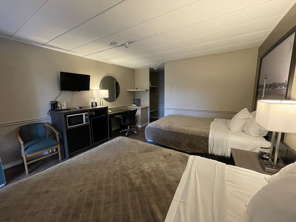 Room, 2 Queen Beds, Non Smoking