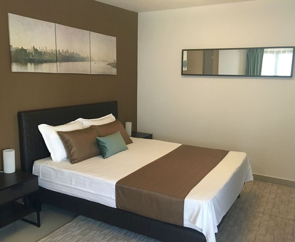 undefined Elysium Accommodation 8