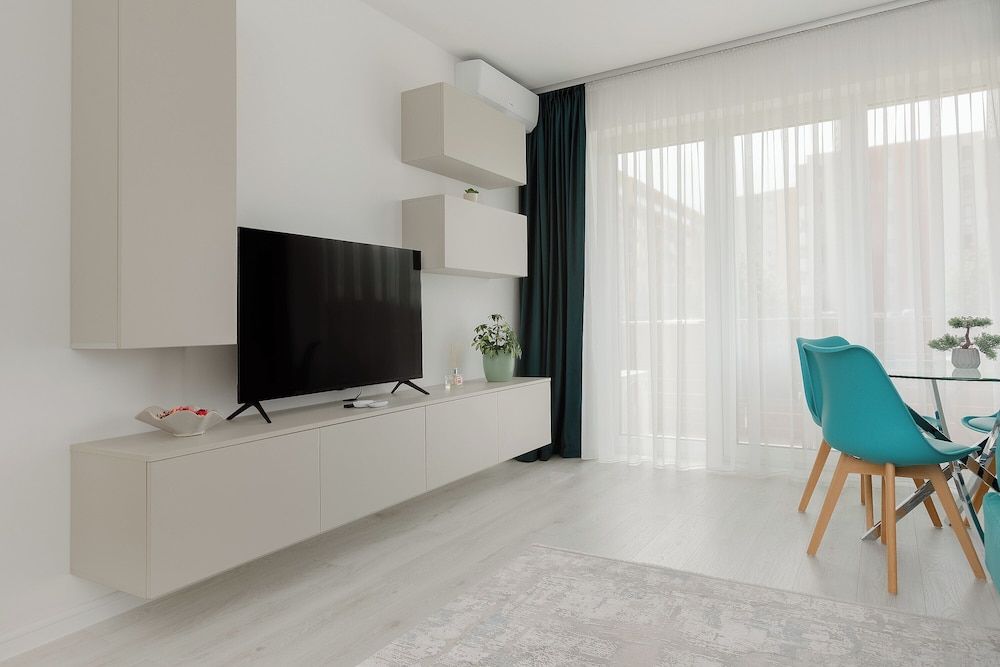 Brasov Holiday Apartments Deluxe Apartment (Emerald) 7