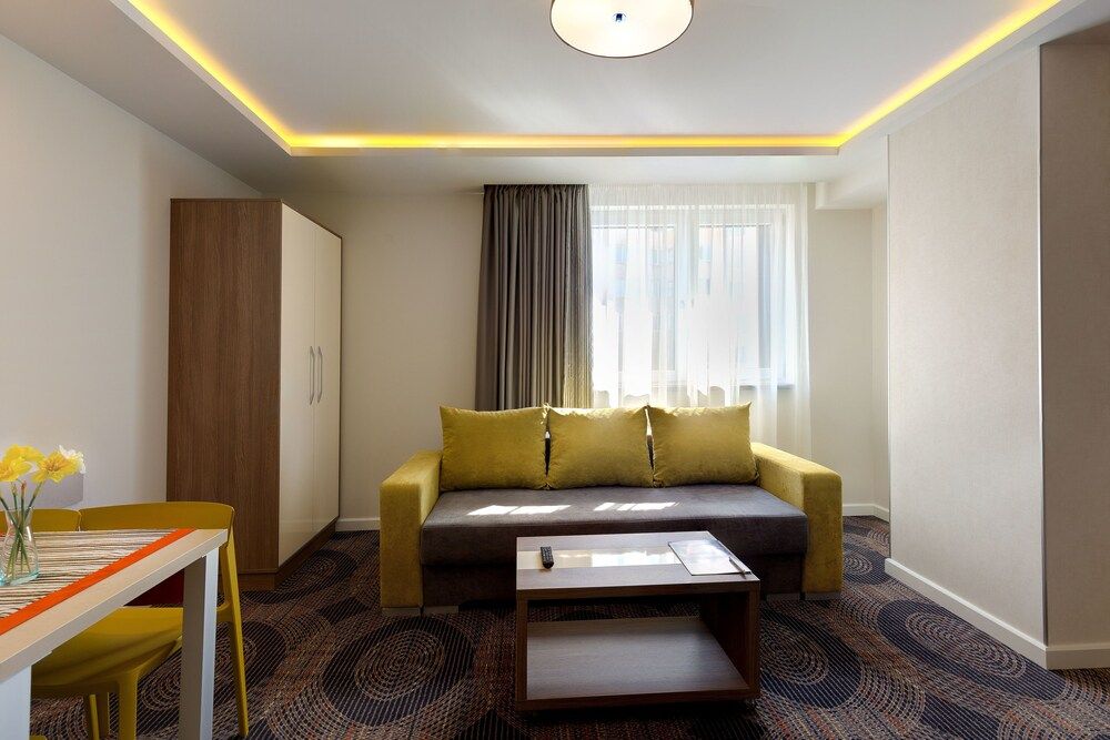 Plaza 35 Business Apartment, Balcony, City View 13