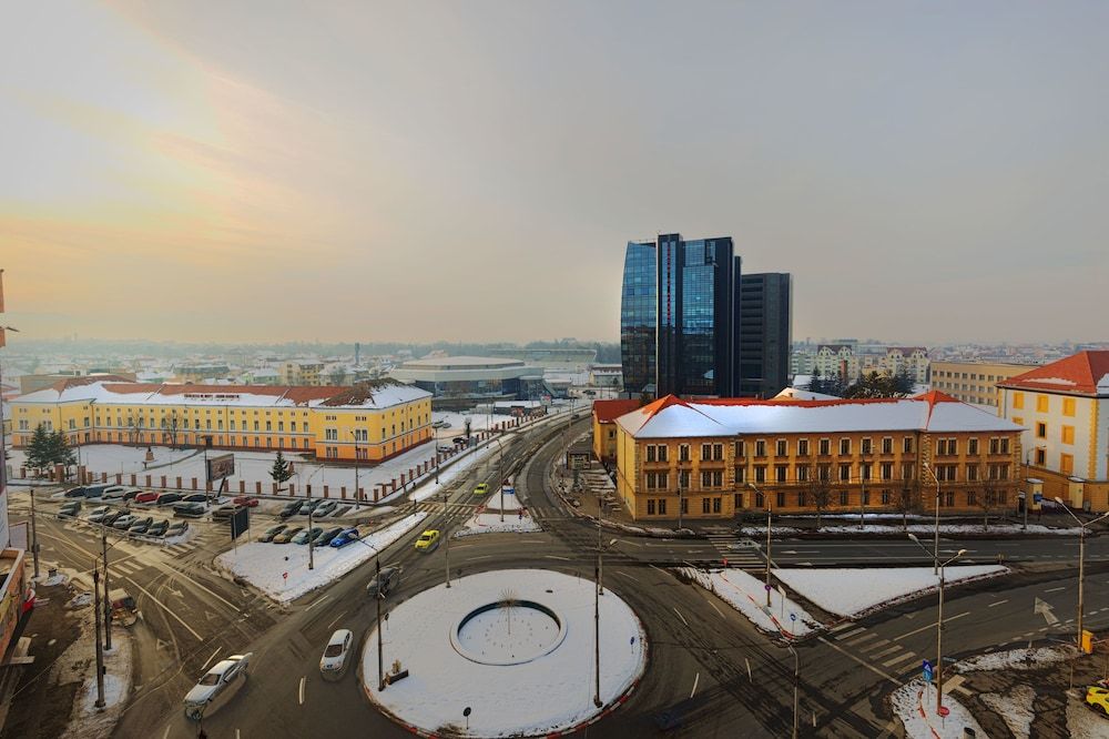 Plaza 35 Business Apartment, Balcony, City View 4