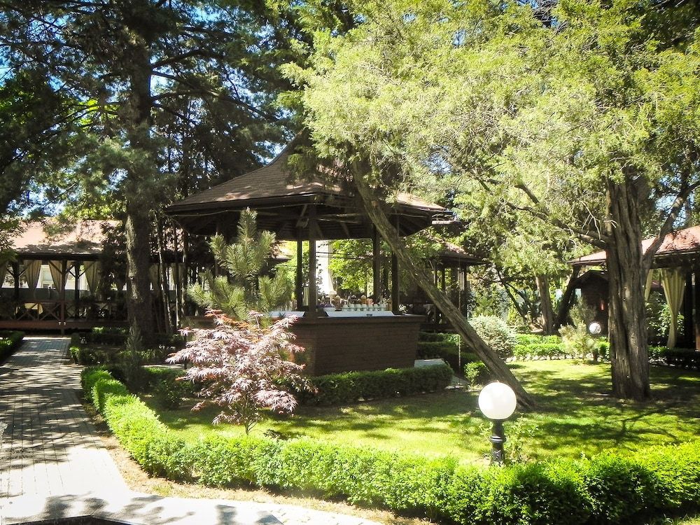 undefined Hotel Baneasa Parc 2