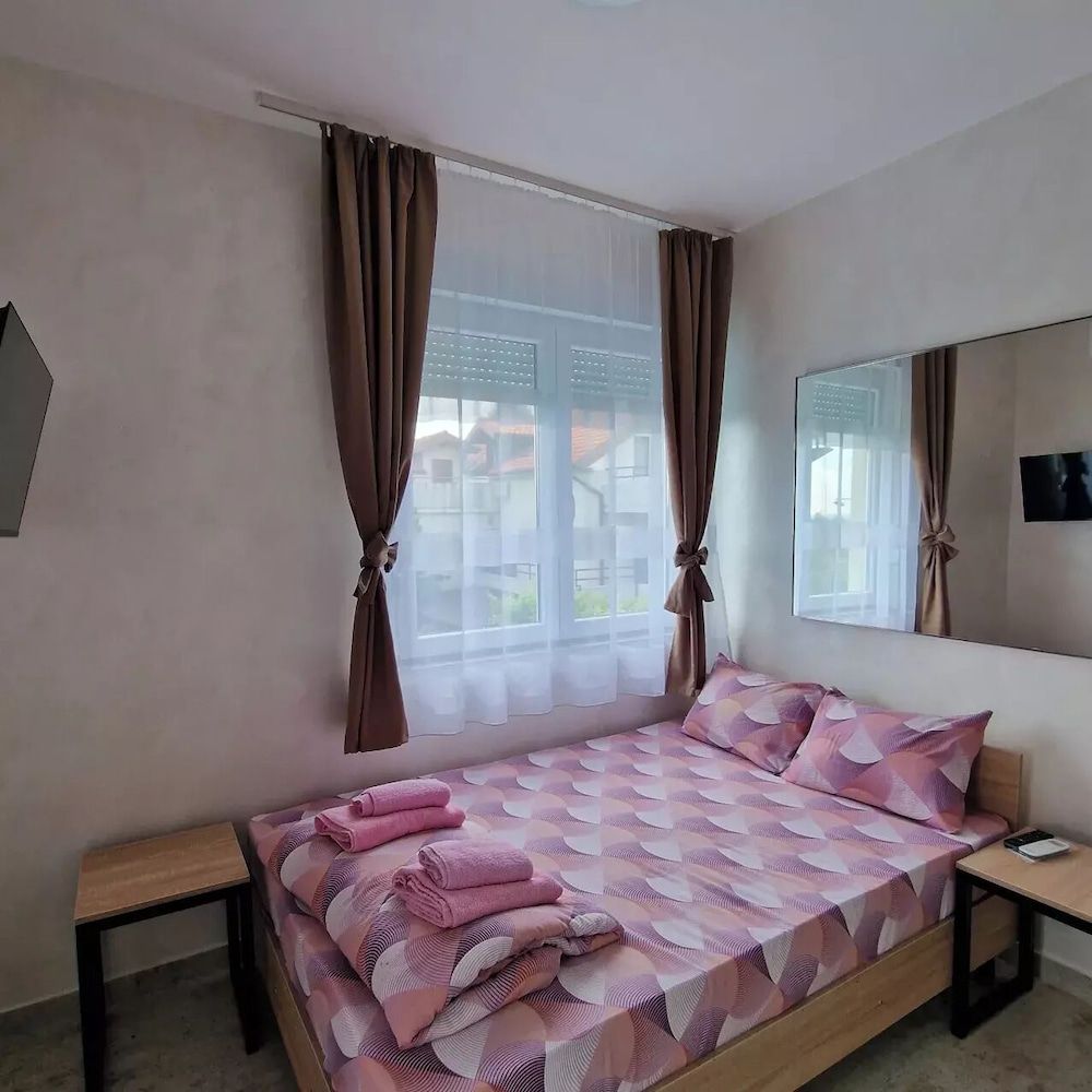 Green Set Comfort Room 2