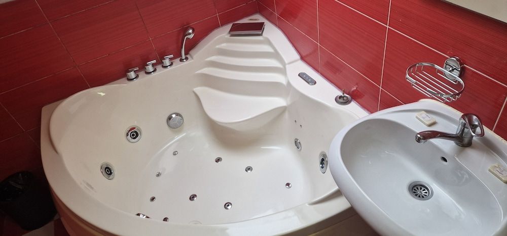 Green Set Basic Room 16