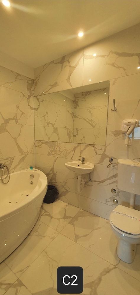 Green Set Basic Room 17