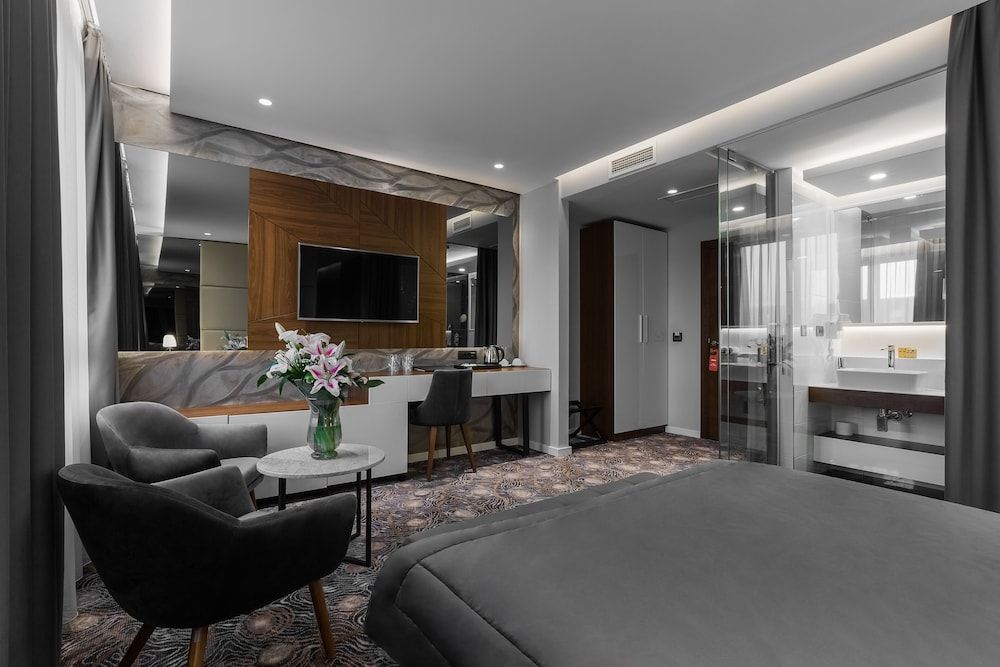 Sky hotel Superior Double Room with Free Parking 27