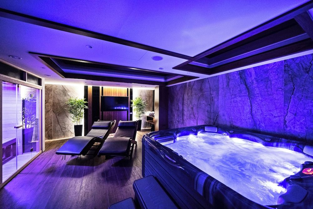 Sky hotel Superior Double Room with Free Parking 20